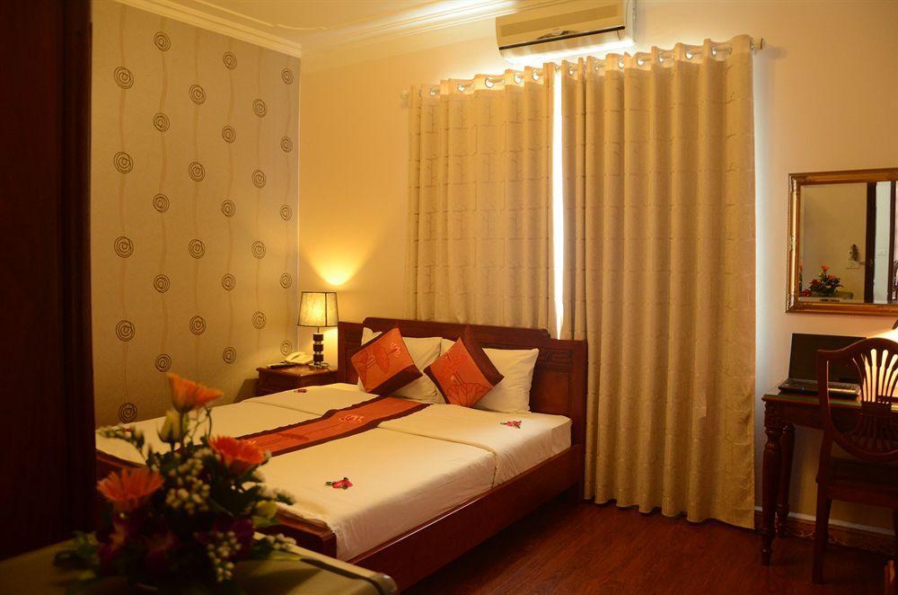 Phoenix Palace Hotel Hanoi & Spa Exterior photo